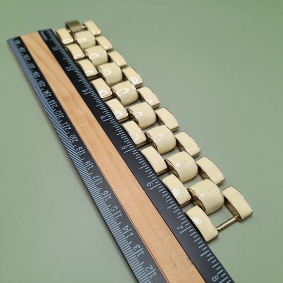 Vintage Cream Enamel Wide Articulated Bracelet, Gold Tone, 1980s, 7 1/2 In - Picture 5 of 8